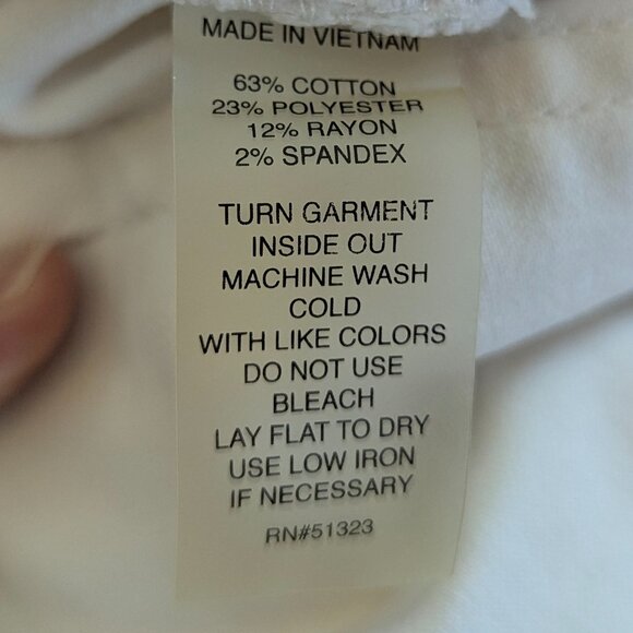 Two by Vince Camuto Cream Colored Size 26/2 Skinny Jeans - Picture 11 of 14